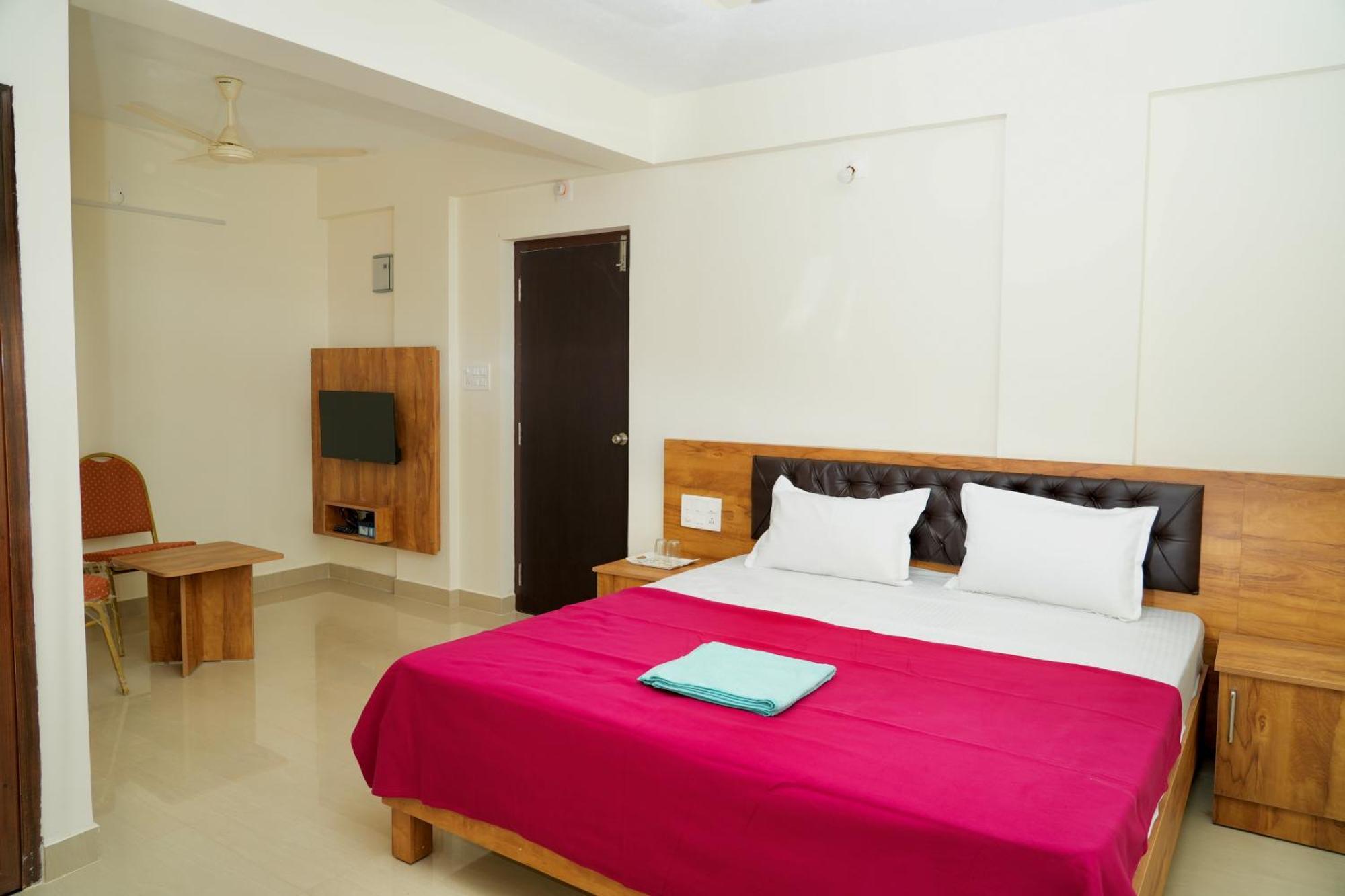 Shree Swarna Comforts Udupi Exterior photo